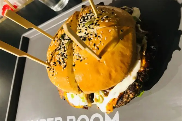 SuperBoomBurger爆爆大汉堡