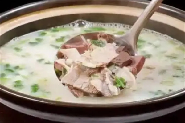 京山新兴羊肉砂锅加盟