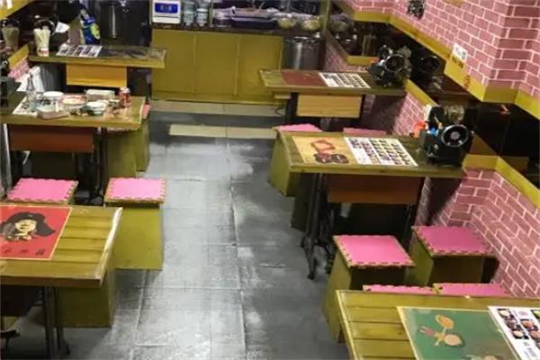 老盒饭主题餐厅加盟