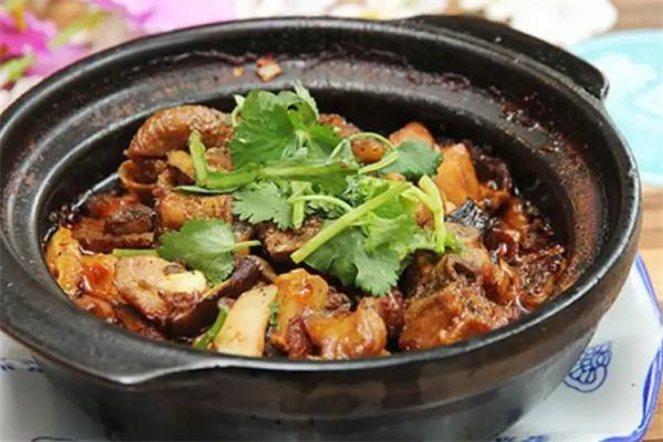 恒岳飘香老砂锅加盟