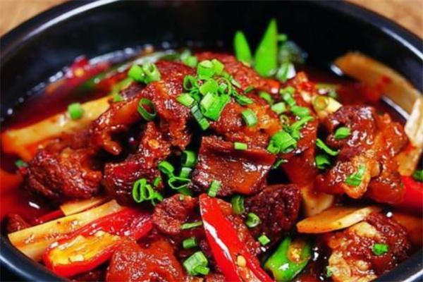 砂锅传说秘制砂锅菜吗