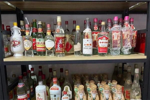 金广安白酒