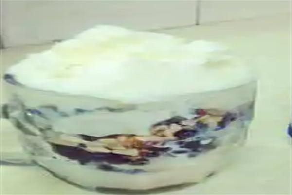 小木人冻酸奶饮品