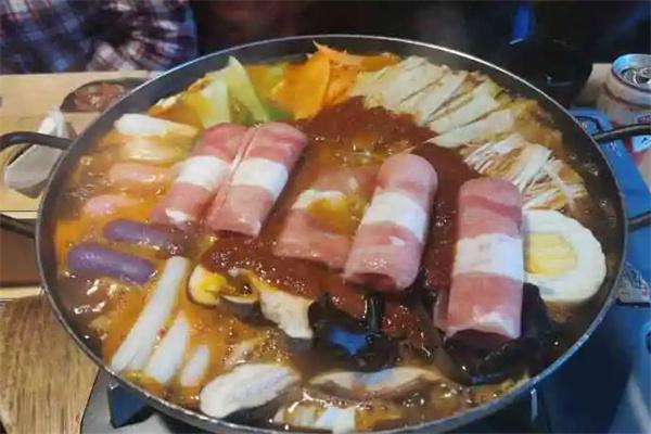 汉本家年糕火锅