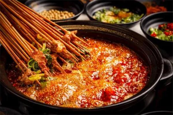 尖嘴喉舌特色串串
