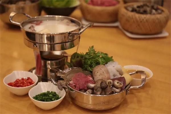 布菲特牛排海鲜火锅