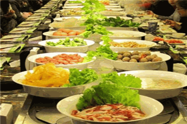 美食坊旋转小火锅