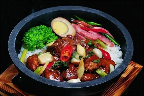 妙妙香煲仔饭加盟