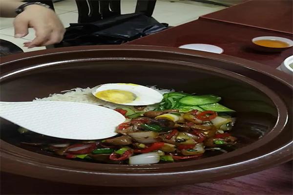 大观园紫砂煲仔饭