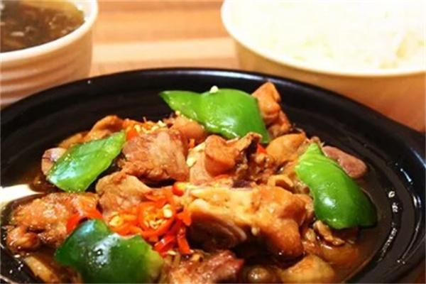 黄氏品轩正宗黄焖鸡米饭