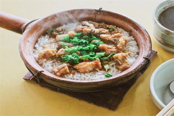 港仔煲仔饭
