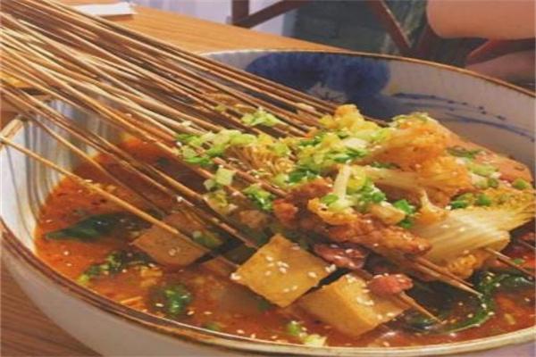 钱多多串串香