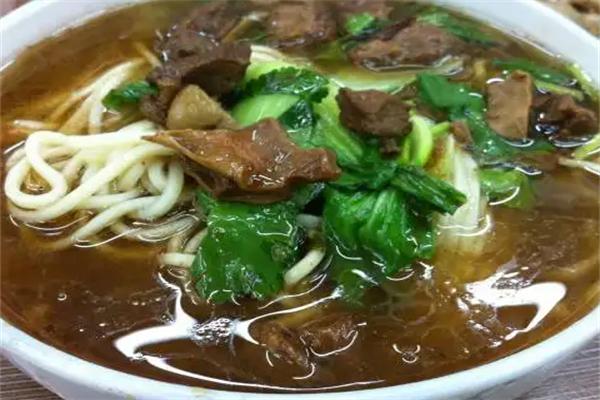 热式牛肉面