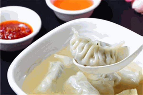 白胖水饺