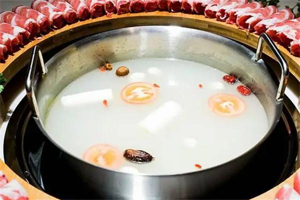 羊开泰火锅