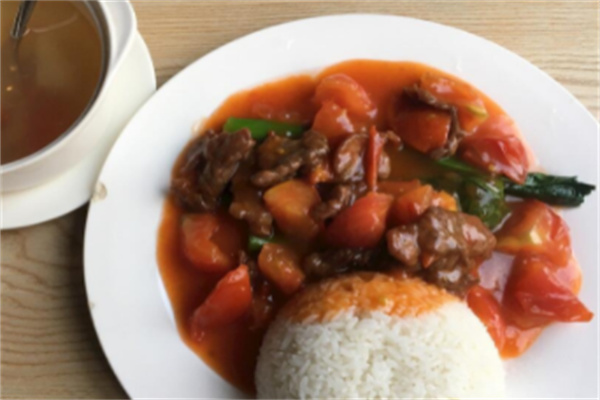 杨小犟牛肉饭