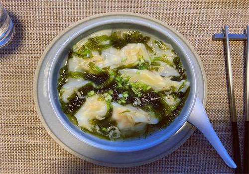 许记云里香馄饨