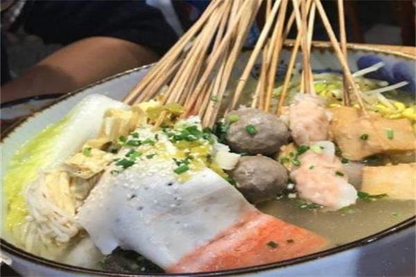 钱多多串串香