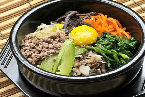 韩国妈妈手拌饭
