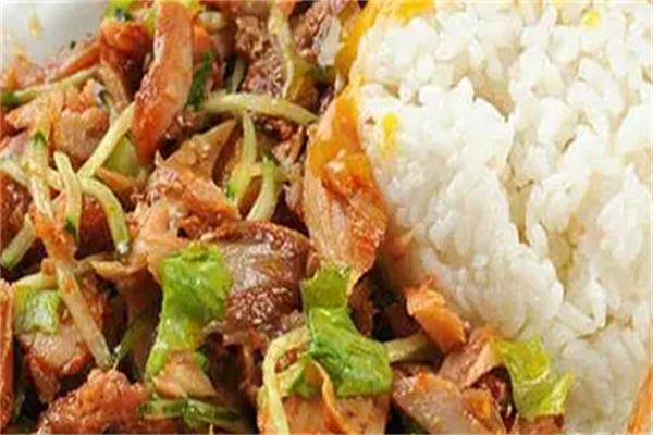 巧媳妇奥尔良烤肉拌饭