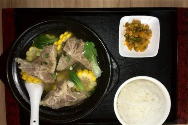 匠大骨排骨饭加盟