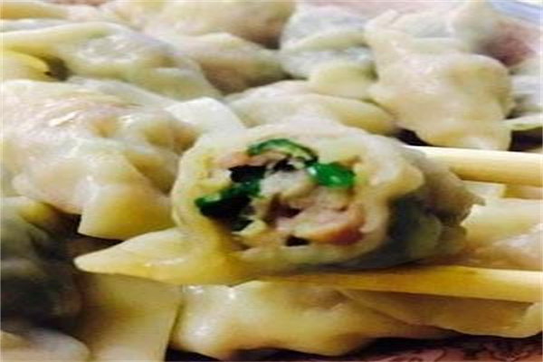 邻粤云饺