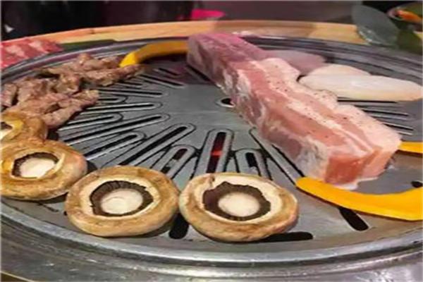 来虎肉食者·烤肉酒馆