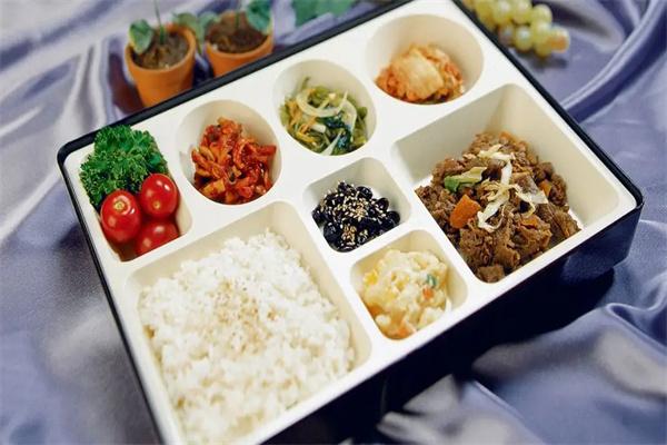 18元中式快餐