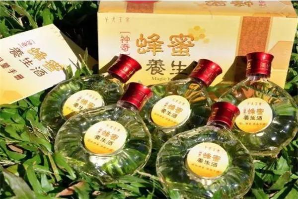 干戈玉帛蚕丝蜜酒