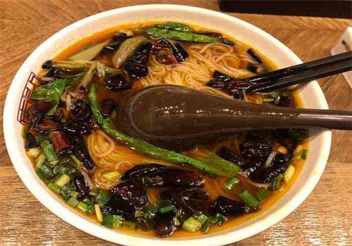 方盐胡辣壳米线
