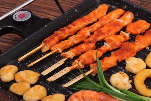 C4烤涮主题餐吧加盟