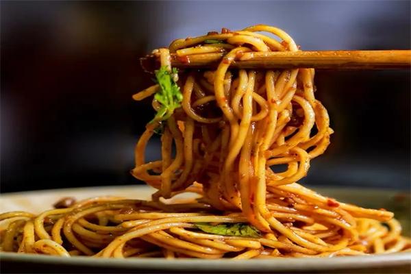 俏面郎重庆小面