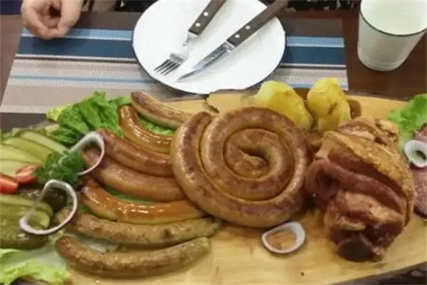 福慕德国啤酒餐厅加盟