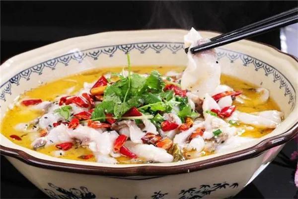 一家人酸菜鱼馆