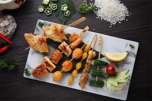 隐月料理