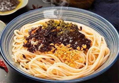 滇派π米线