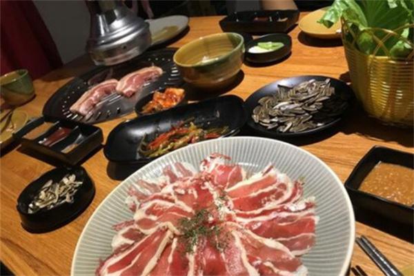 必须吃肉烤肉店