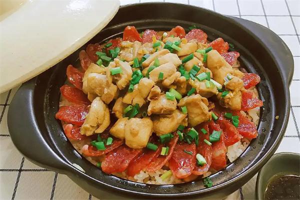 味品鲜煲仔饭加盟