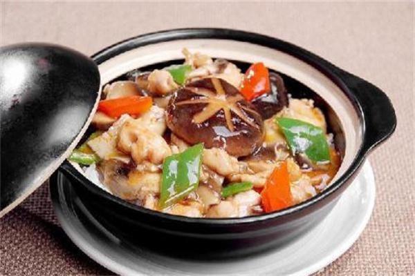 炫多煲仔饭