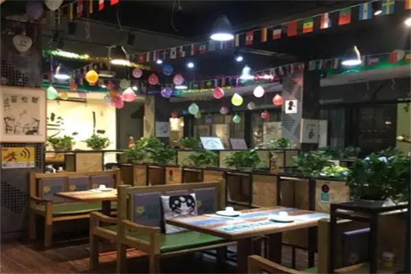 小花飘香艺术餐厅加盟