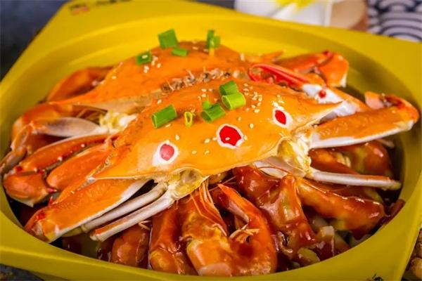 船老大肉蟹煲店