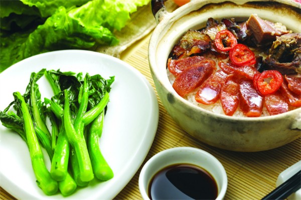 诚实煲仔饭
