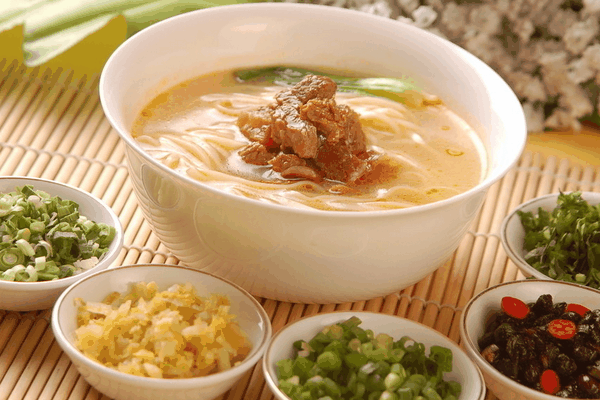 花溪牛肉面