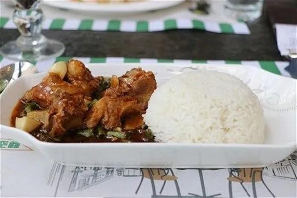 食力兀排骨饭