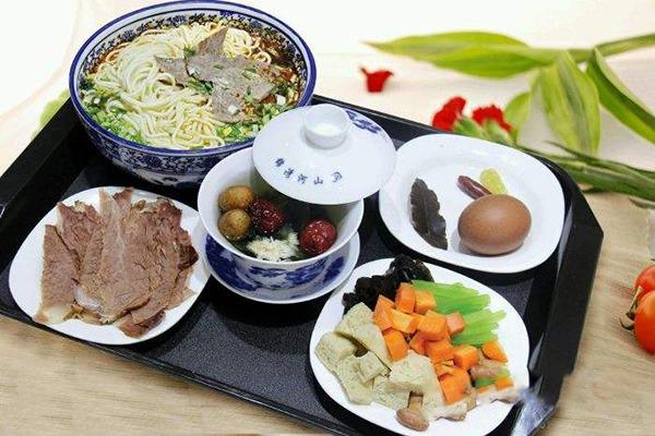 西和源牛肉面