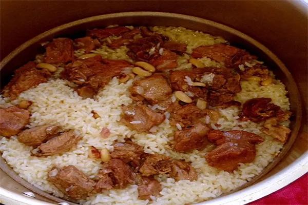 食力兀排骨饭