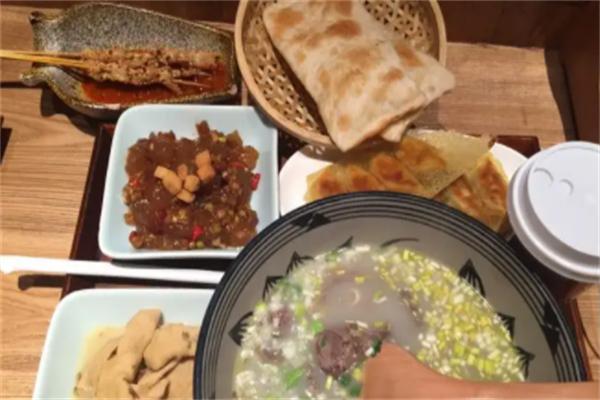 牛三哥洛阳牛肉汤