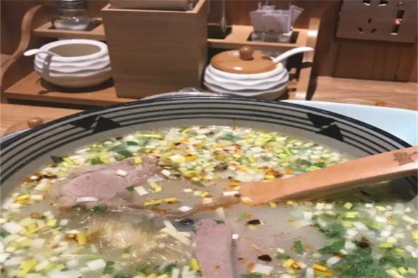 牛三哥洛阳牛肉汤
