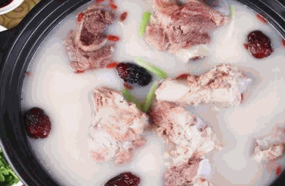 东北大碗麻辣烫