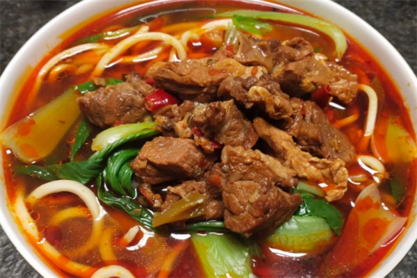 梦小面牛肉面
